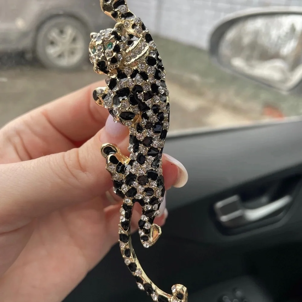 GOLD RHINESTONE LEOPARD 🐆 PIN / BROOCH / PENDANT